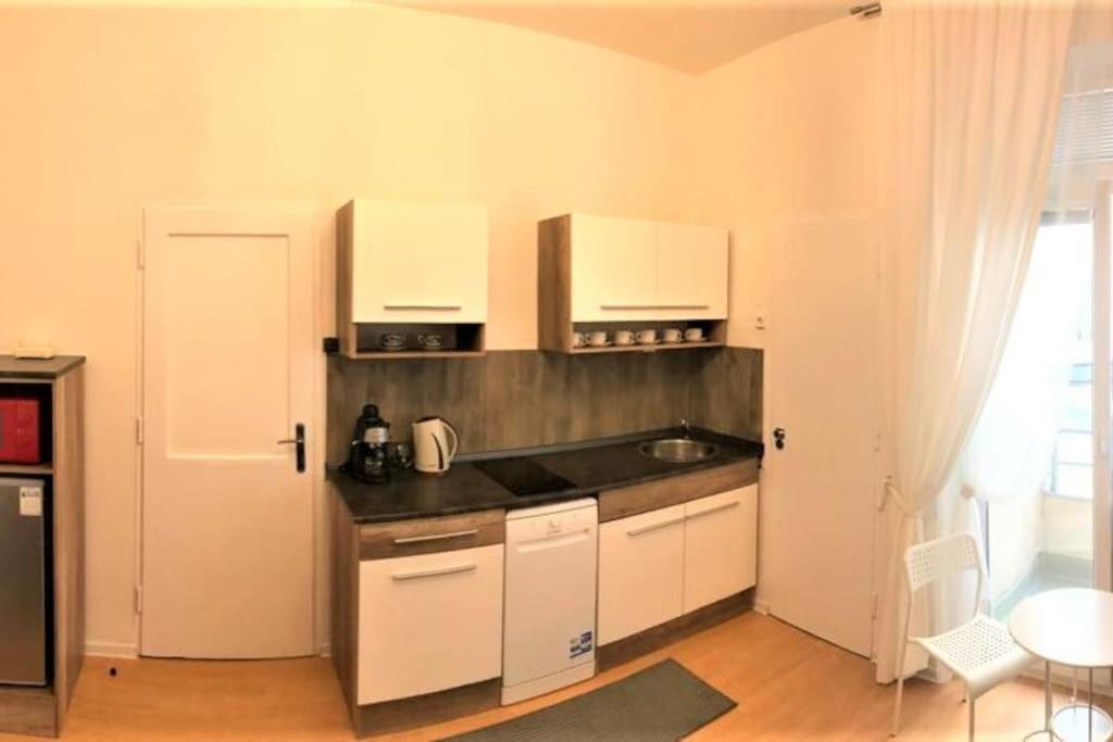 Apartment By The Museum Praga Exterior foto